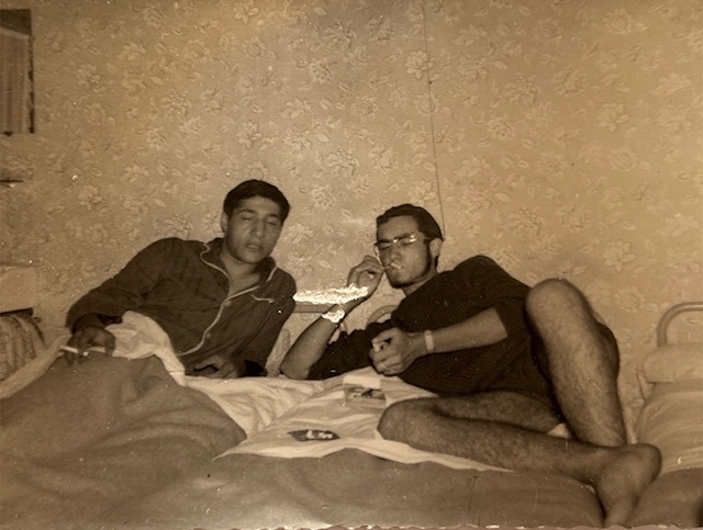 Boëge Dov Ghenasia et Paul Bensadoun Montage du camp